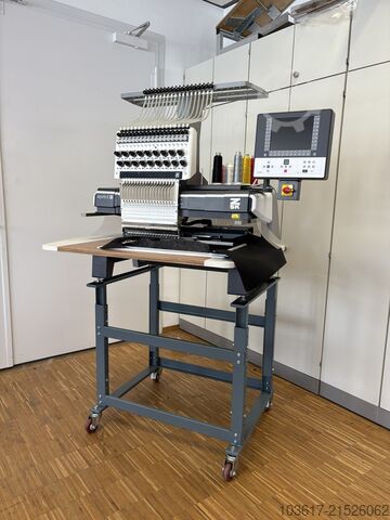 Hafciarka ZSK SPRINT 8 Freiarm + Bordüre