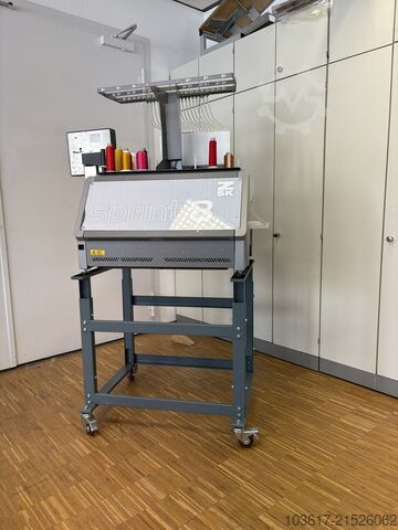 Hafciarka ZSK SPRINT 8 Freiarm + Bordüre