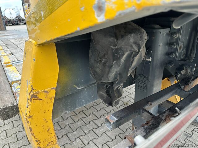  Broshuis E-2190/27 / 3-axle lowloader /  6,4m extendable...