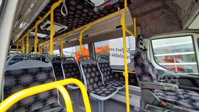 City bus IVECO Daily Heckniederflur Elektro City Stock