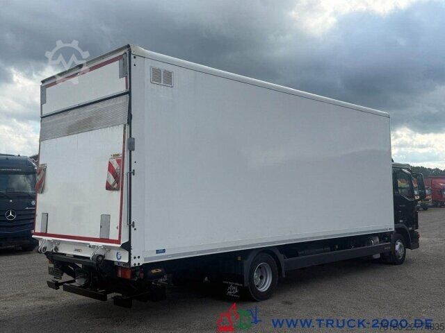 Vrachtwagen met bakwagen MAN TGL 12.250 Koffer 7.20m Ladebordwand1.5t. 1.Hand