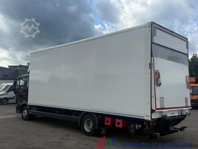Vrachtwagen met bakwagen MAN TGL 12.250 Koffer 7.20m Ladebordwand1.5t. 1.Hand