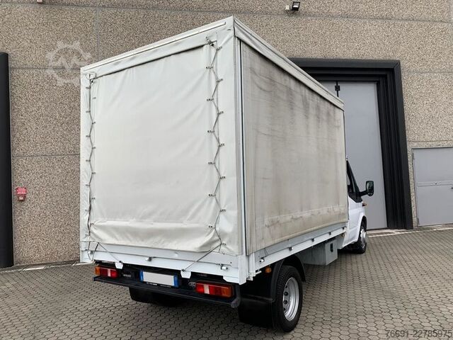 רכב מסחרי עם וילון צד Ford Transit 350  115td, Telonato