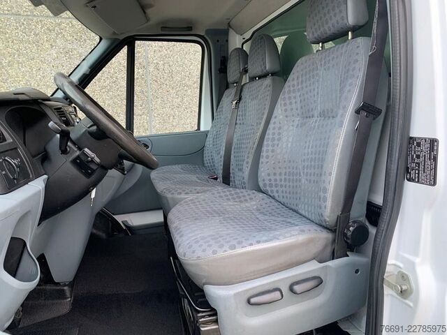 רכב מסחרי עם וילון צד Ford Transit 350  115td, Telonato