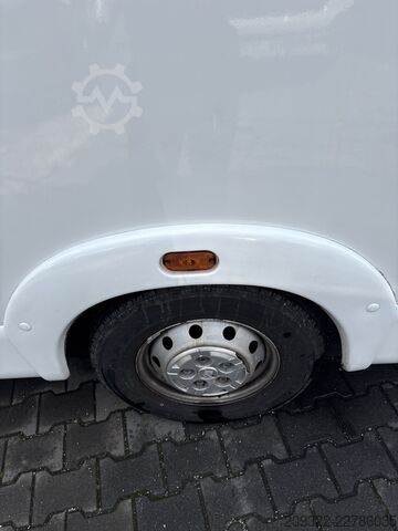 Poluintegrisani kamper Fiat Ducato Weinsberg Carasuite 650MF del 2020 | Manuale | Posti letto: 5