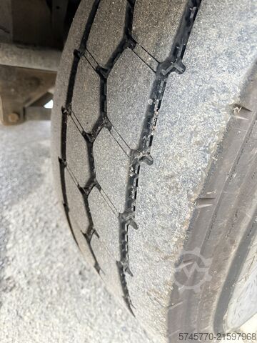 грузовик специального назначения SCANIA TGA 33.400