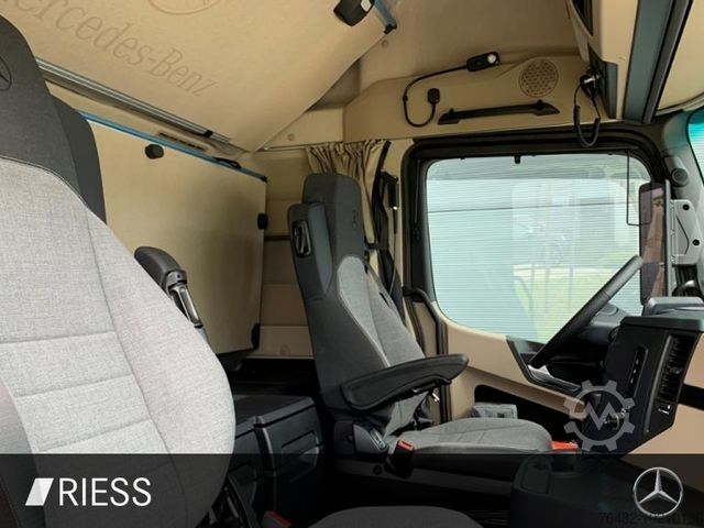 Standard tractor unit MERCEDES-BENZ eActros 600 LS