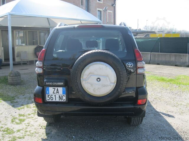 Kompakt skåpbil TOYOTA LAND CRUISER