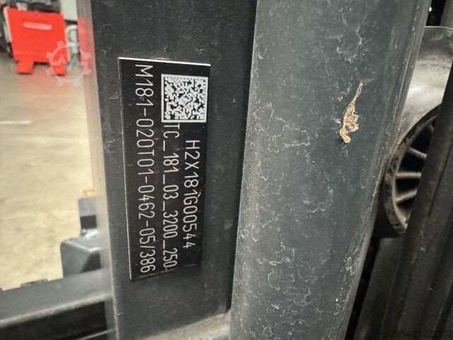 Carretilla eléctrica de 3 ruedas Linde E 18-02 EVO Triplex