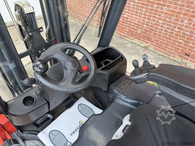 Carretilla eléctrica de 4 ruedas Linde E20PHL-00
