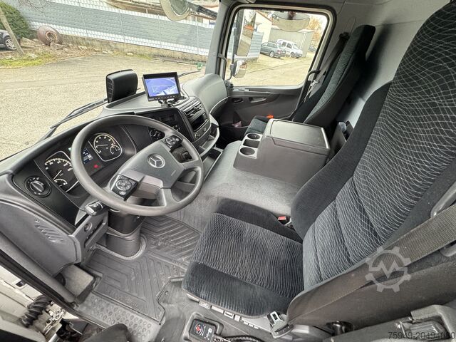 Atego 1224 L, 7,25 m, 1,5 ton lif belakang, kait penarik Mercedes-Benz Atego 1224 L Pritsche/Plane 7,25m LBW