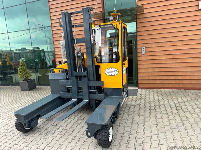 četruvirzienu iekrāvējs Combilift C4000 /2008 /Diesel/ Only 6262 hours