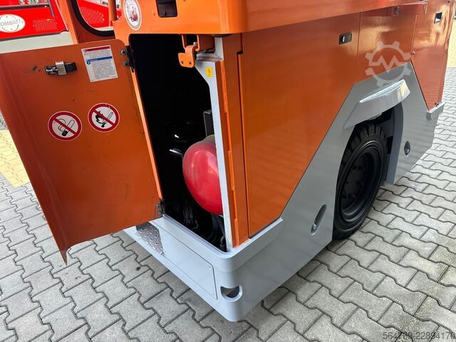 चार-तरफ़ा फोर्कलिफ्ट Combilift Hubtex DQ45 G /LPG/Only 1116 hours !
