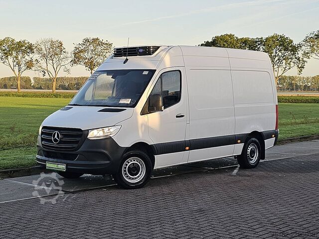 MERCEDES-BENZ SPRINTER 315 L2H2 BI-TEMP FRIGO Carrier Kølevogn Dag/Nat 2 rum Euro6 Mbu MERCEDES-BENZ SPRINTER 315 L2H2 BI-TEMP FRIGO Carrier Koelwag...