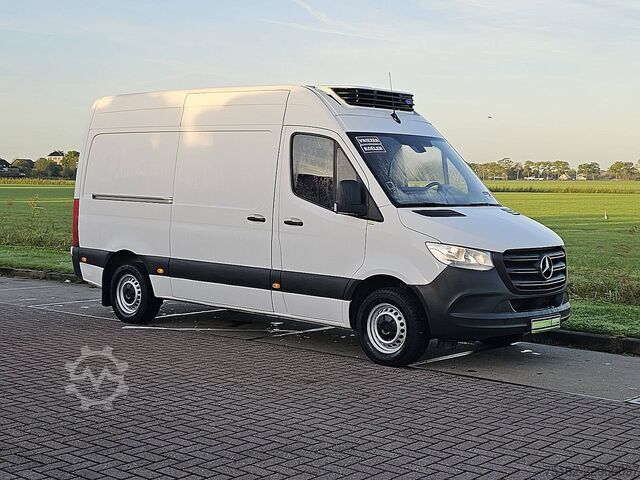 MERCEDES-BENZ SPRINTER 315 L2H2 BI-TEMP FRIGO Carrier Kølevogn Dag/Nat 2 rum Euro6 Mbu MERCEDES-BENZ SPRINTER 315 L2H2 BI-TEMP FRIGO Carrier Koelwag...