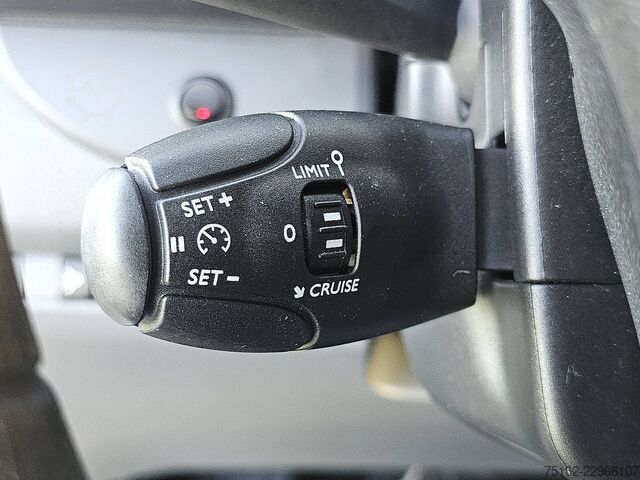 欧宝VIVARO 1.5 L3 XL NAP Euro6 空调 OPEL VIVARO 1.5 L3 XL NAP Euro6 AC