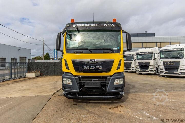 Blender MAN TGS 37.360 BB - LIEBHERR 10M3