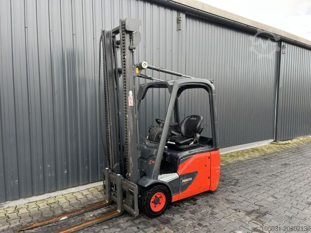 Ηλεκτρικό περονοφόρο 3 τροχούς Linde E15-02