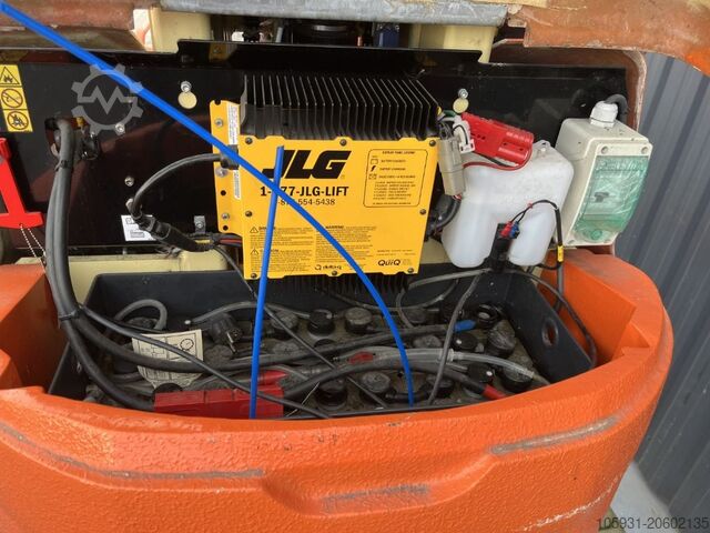 Teleskopiskā masta platforma JLG Toucan 10E