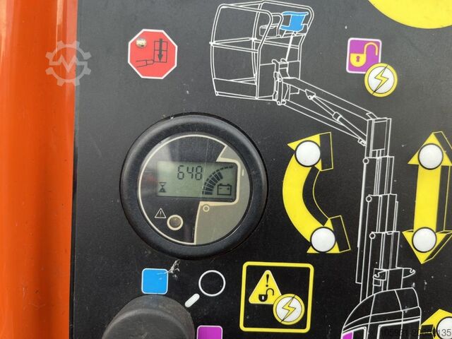 Teleskopiskā masta platforma JLG Toucan 10E