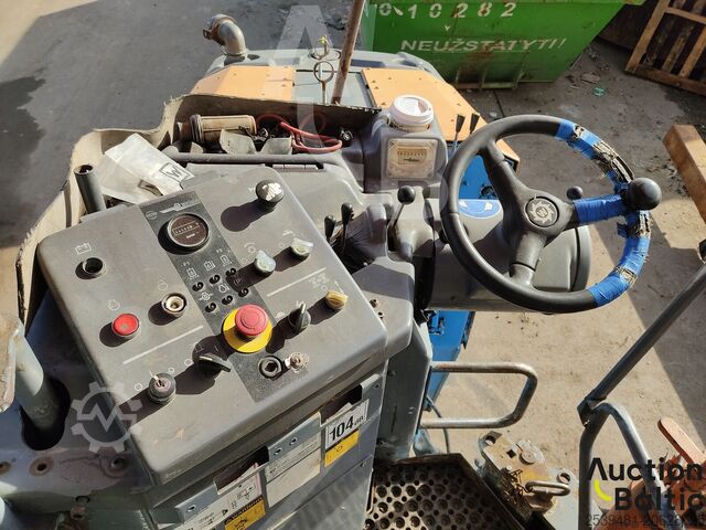 Asfalttijyrsin Wirtgen W35DC