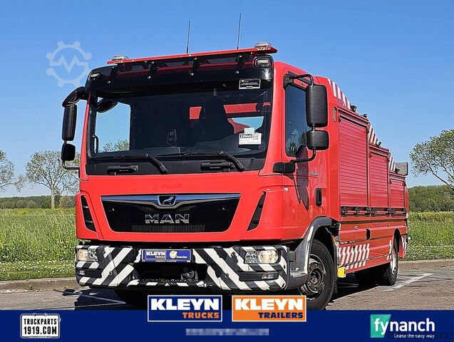 자동차 운송 밴 M.A.N. 8.220 TGL 8.8T BOTTIE LIFT 8T