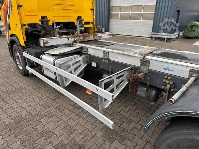 Fahrgestell mit Fahrerhaus Scania R650 V8 6x2 WB 4.95mtr Retarder Full Air