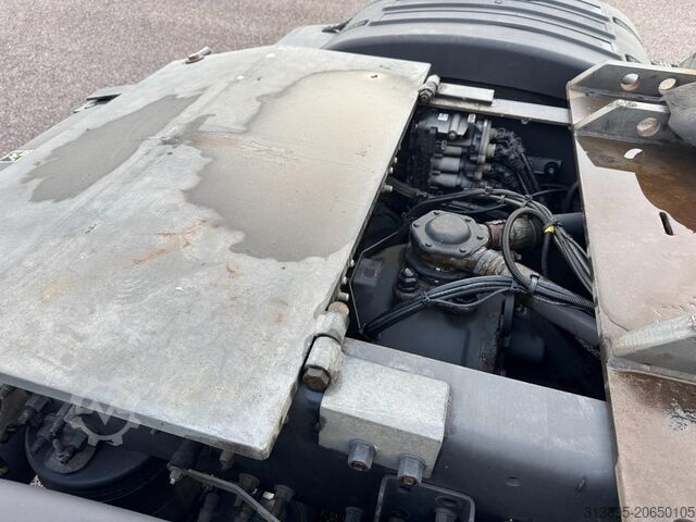 Estándar-SZM Volvo FH500 6x2T, Globetrotter, VEB+, HB828