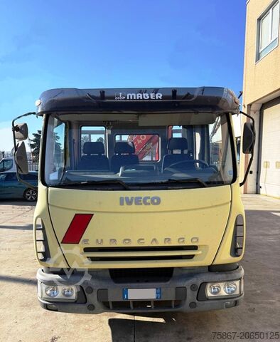 Camión con carrocería fija Iveco EUROCARGO 75E17