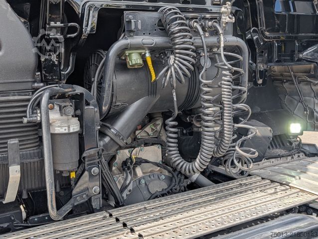 واحد تراکتور با حجم بالا MAN TGX 18.520 LL SA Low-Liner, MIETEN?