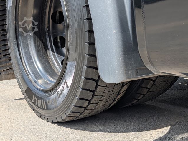 واحد تراکتور با حجم بالا MAN TGX 18.520 LL SA Low-Liner, MIETEN?