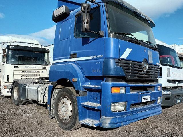 รถบรรทุกเฉพาะกิจ Mercedes-Benz Mod. Vers.