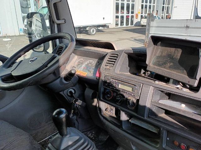 รถตู้ดัดแปลงพิเศษ Nissan Cabstar 35.15