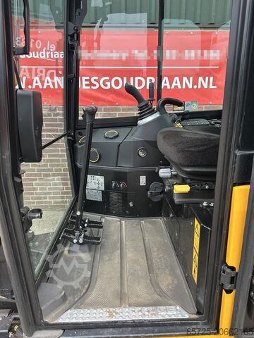 মিনি খননকারী JCB 19 C-1