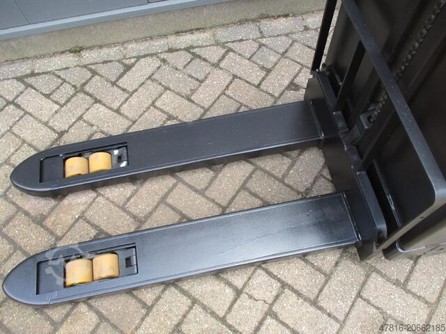 Slagač paleta BT SWE 080L