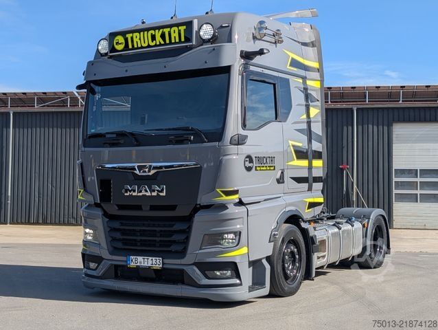 Lielapjoma vilcējs MAN TGX 18.560 LL SA Low-Liner mit D30 Motor