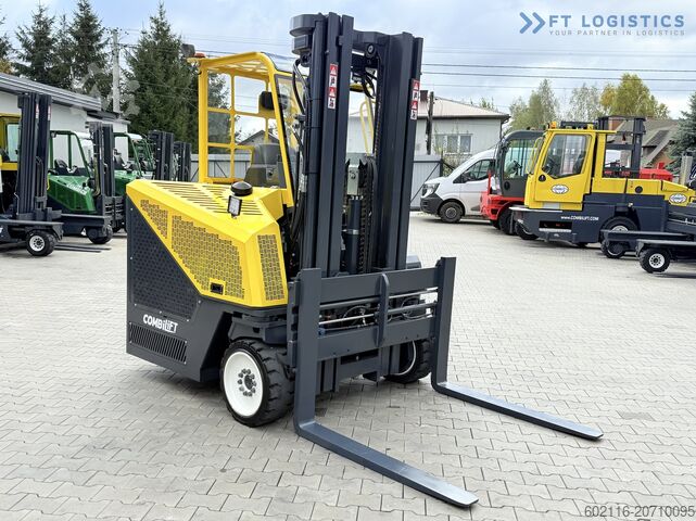 Four-way forklift Combilift CB4000 TRIPLEX 5200 FREE-LIFT POSITIONER