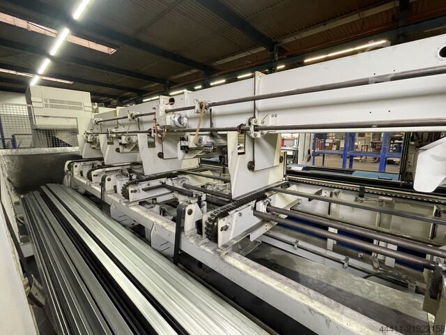 Stroj za lasersko rezanje cijevi TRUMPF TUBEMATIC (T01) 2700 Watt