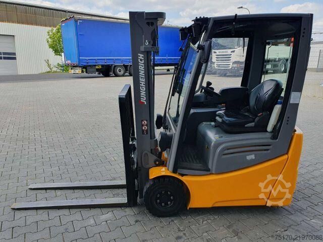 възможен мотокар Jungheinrich EFG 215 / Triplex 4.25m / SS / nur 1.680h / 2021
