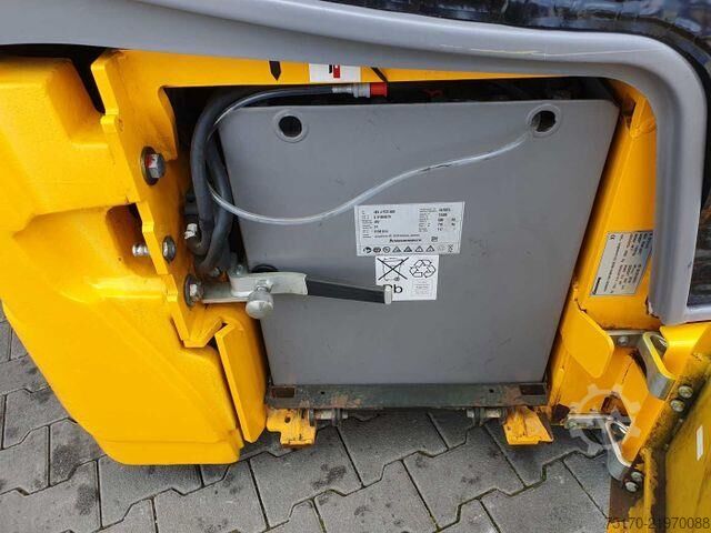 възможен мотокар Jungheinrich EFG 215 / Triplex 4.25m / SS / nur 1.680h / 2021