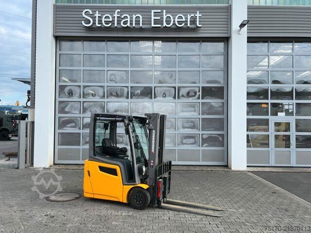 Gaffeltruck Jungheinrich EFG 215 / Triplex: 4.25m! / SS / 1.573h / 2024