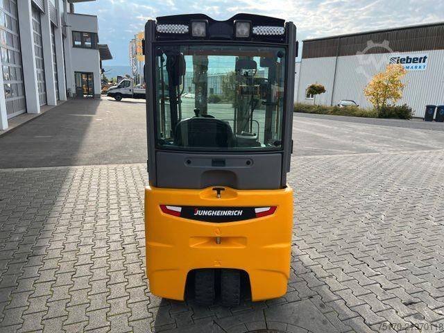 Gaffeltruck Jungheinrich EFG 215 / Triplex: 4.25m! / SS / 4.029h