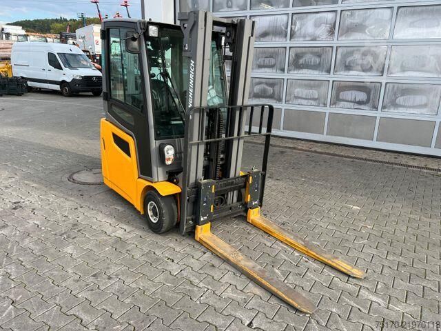Gaffeltruck Jungheinrich EFG 215 / Triplex: 4.25m! / SS / 4.029h