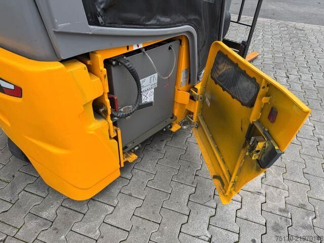 Gaffeltruck Jungheinrich EFG 215 / Triplex: 4.25m! / SS / nur 2.819h!