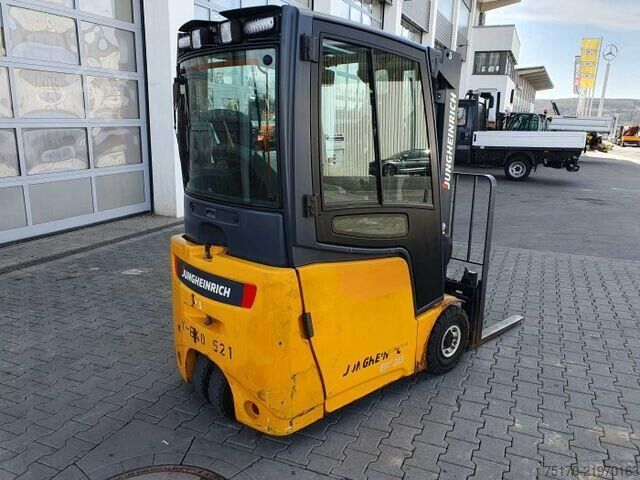 Gaffeltruck Jungheinrich EFG 215 / Triplex: 4.35m! / SS / nur 2.054h!