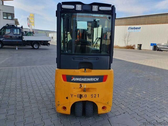 Gaffeltruck Jungheinrich EFG 215 / Triplex: 4.35m! / SS / nur 2.054h!