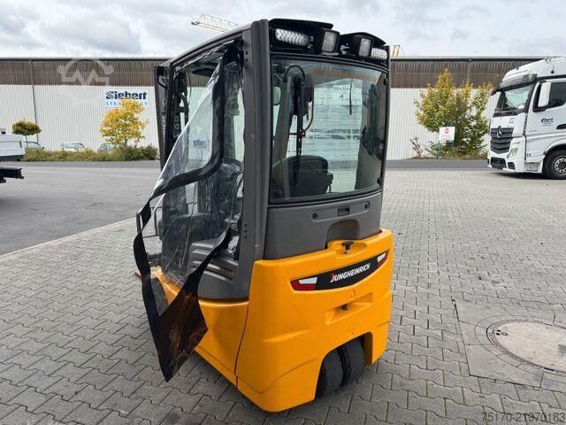 Gaffeltruck Jungheinrich EFG 215 / Triplex: 4.25m! / SS / nur 3.298h!