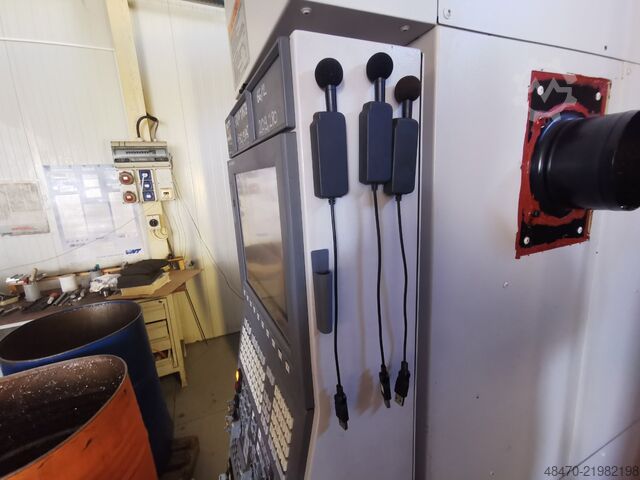 CNC eszterga Okuma GENOS M460-VE-e