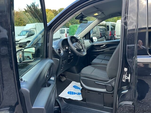 Minibussi Mercedes-Benz Vito Tourer 114 CDI Pro 4x4 lang 9-Sitze