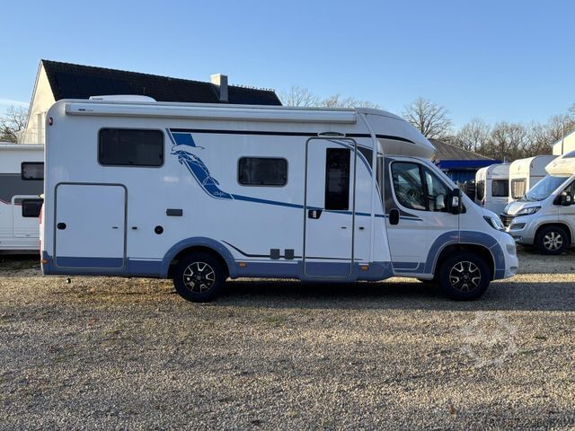 Puoliksi integroitu matkailuauto BÜRSTNER Delfin IT 690 G Klima, AHK, SAT/TV, Navi,Markise